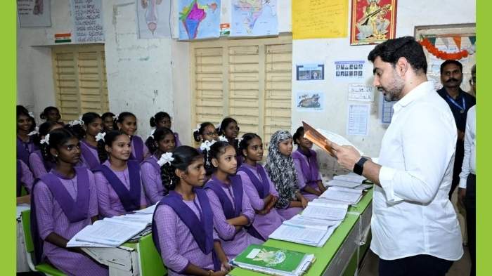 lokesh conducts surprise inspection in mylavaram school